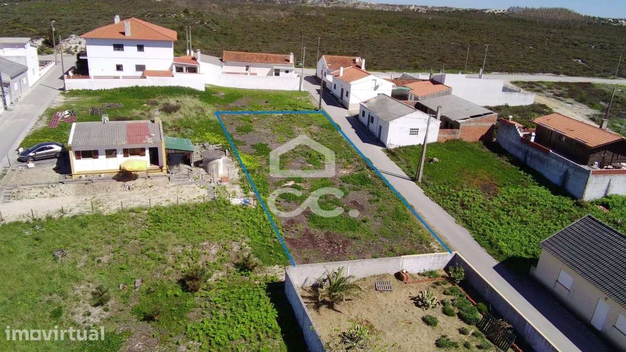 Terreno Urbano na Praia de Vale Furado - Grande imagem: 3/8