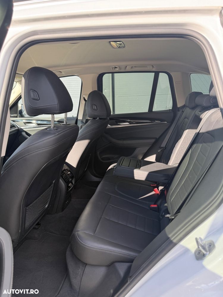 BMW X3 ver-xdrive20i-at-standard - 6