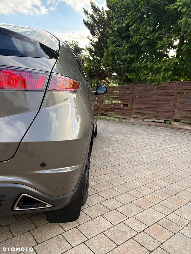 Honda Civic 1.8 Comfort - 11