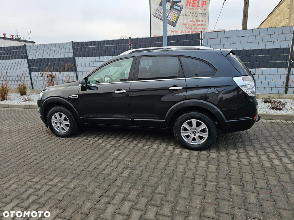Chevrolet Captiva 2.2 D LT+ - 4