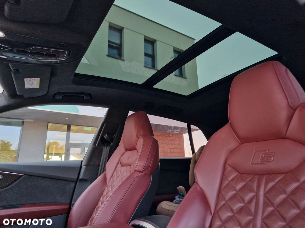 Audi SQ8 - 14