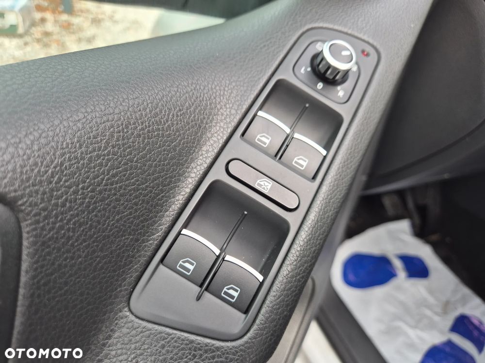 Volkswagen Tiguan 2.0 TDI DPF 4Motion BlueMotion Technology Exclusive - 33