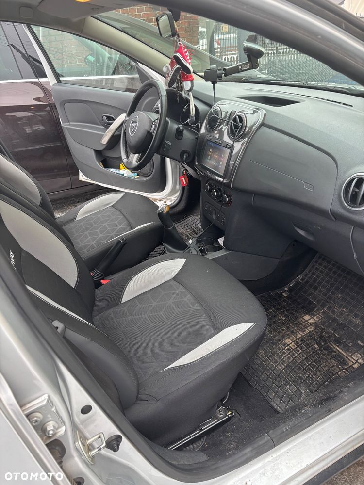 Dacia Sandero Stepway 1.5 dCi - 13
