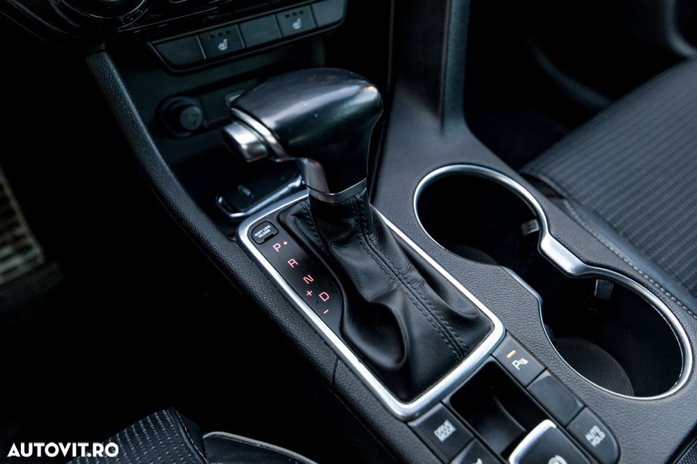 Kia Sportage 1.6 T-GDI 7DCT 4x4 GT Line - 31