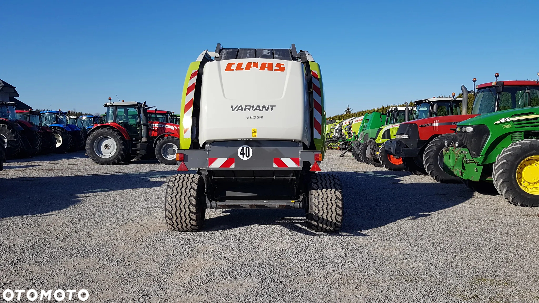 Claas VARIANT 380 - 8