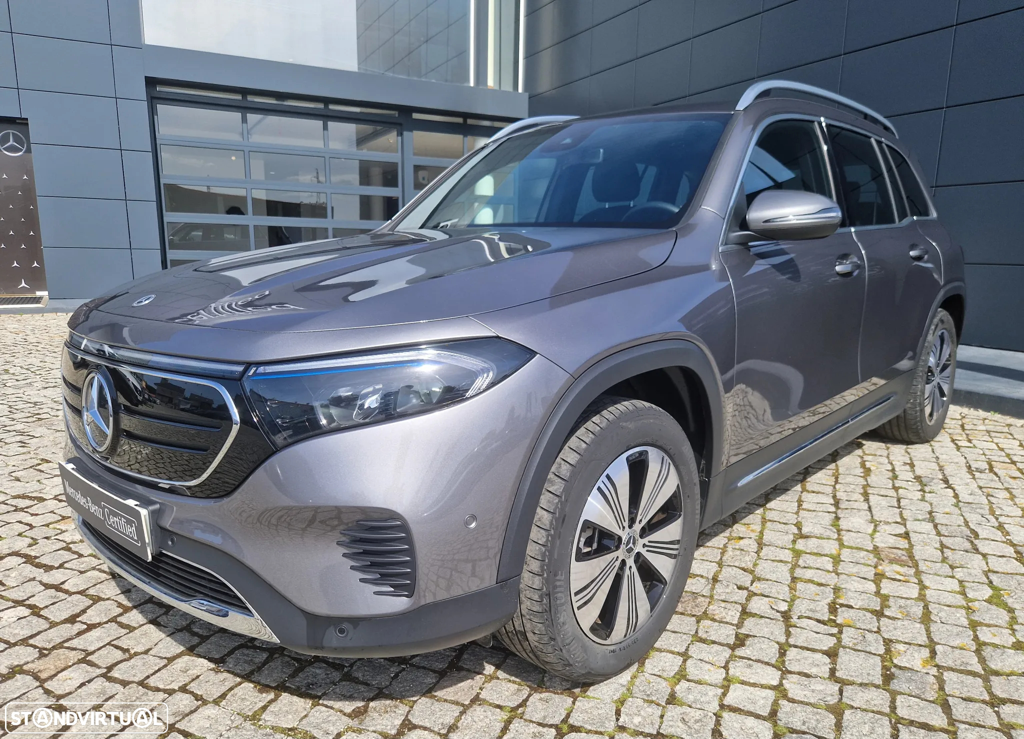 Mercedes-Benz EQB 250 Progressive - 3