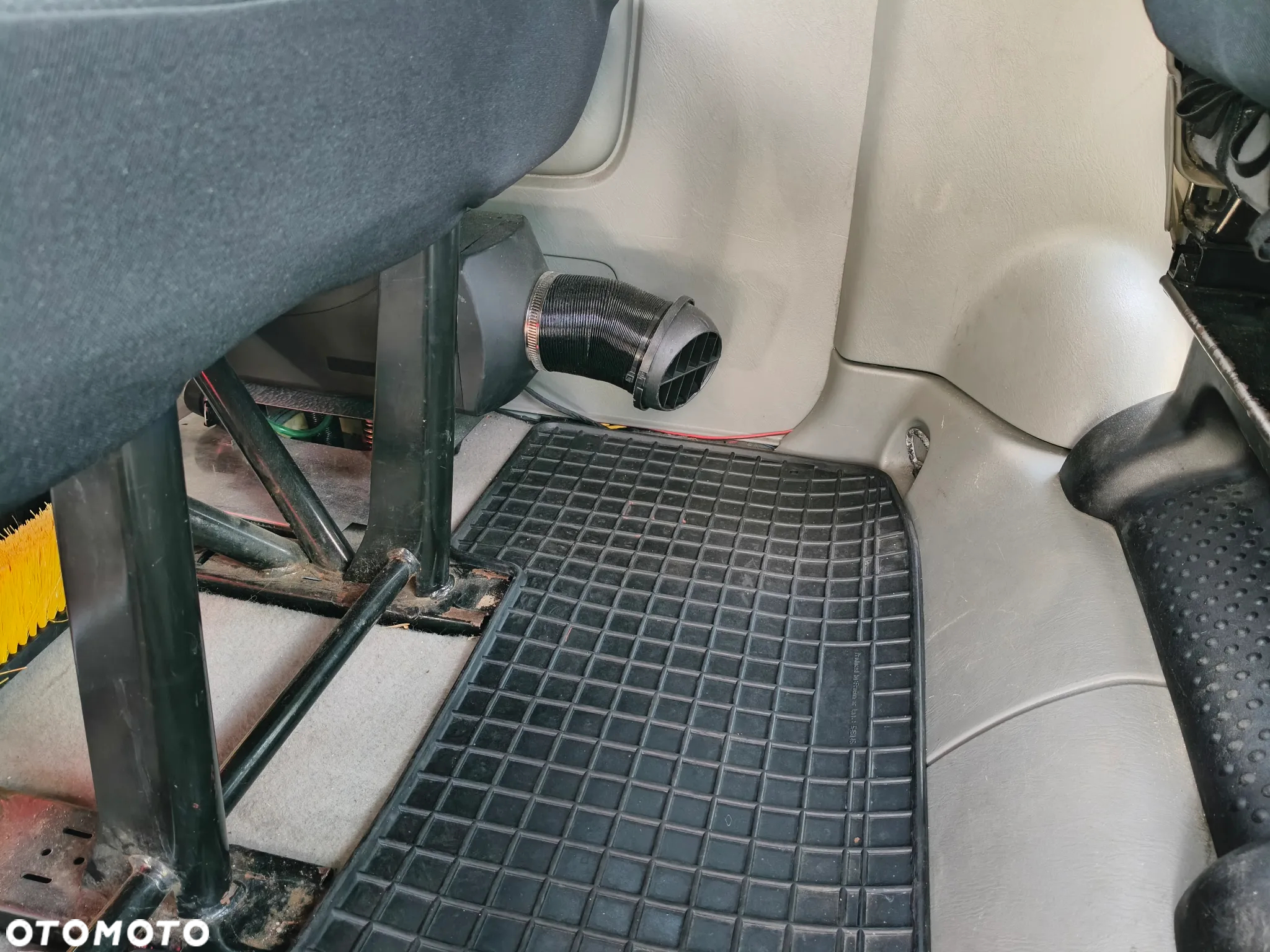 Renault Trafic 2.0 dCi 115 Combi L1H1 - 10
