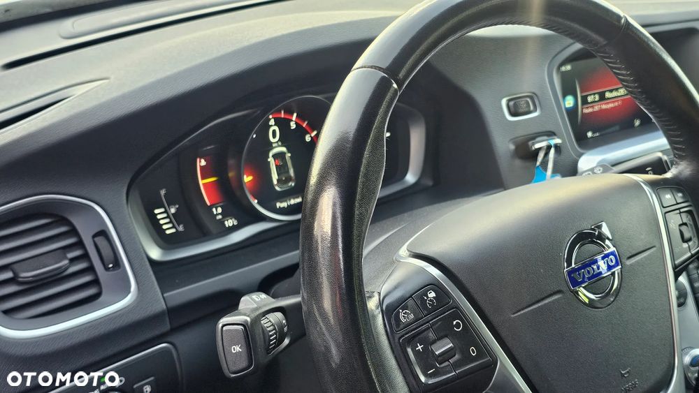 Volvo V60 T5 Kinetic - 23