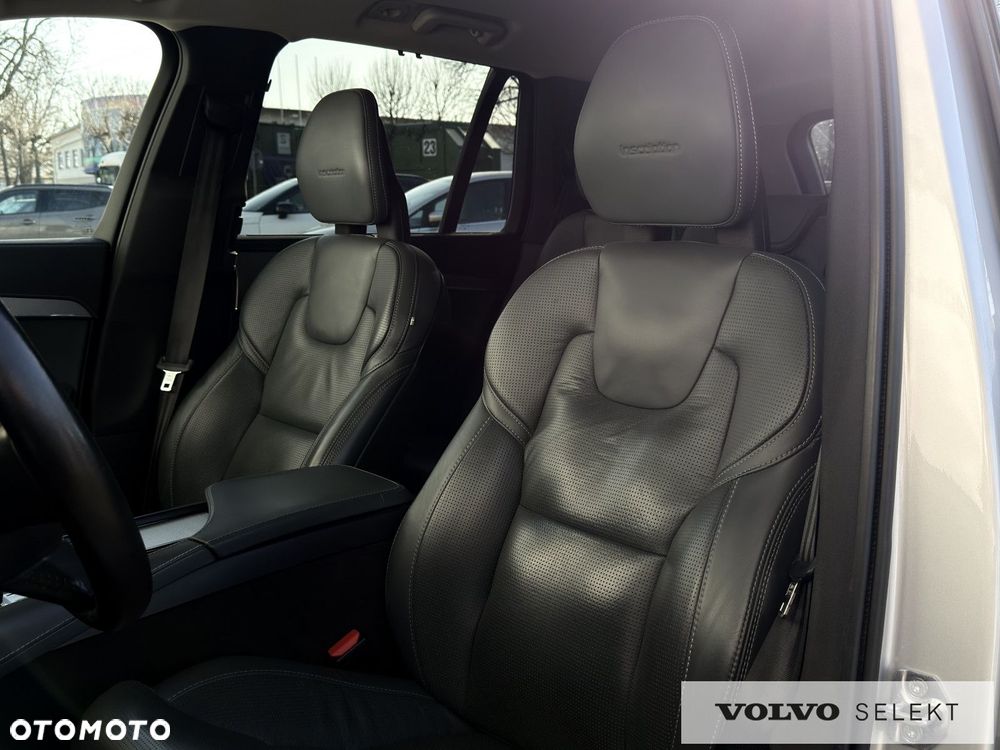 Volvo XC 90 - 20