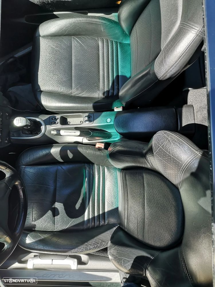 Porsche 911 (996) Carrera Coupé - 12