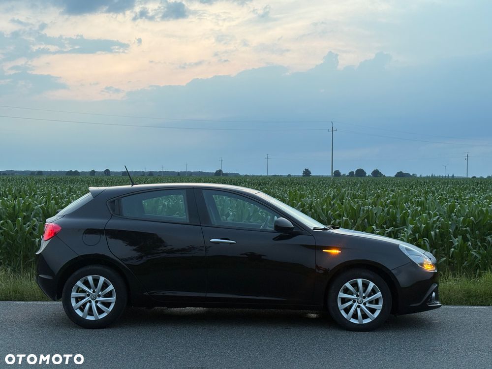 Alfa Romeo Giulietta 1.6 JTDM TCT - 19