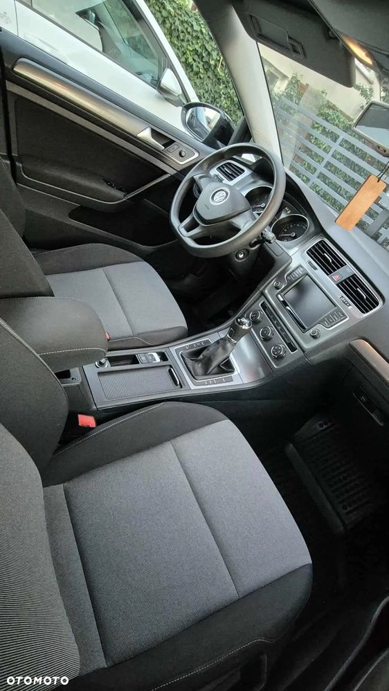 Volkswagen Golf VII 1.6 TDI BlueMotion Trendline - 13