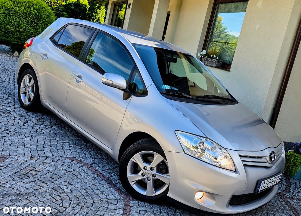 Toyota Auris 1.6 Prestige - 34