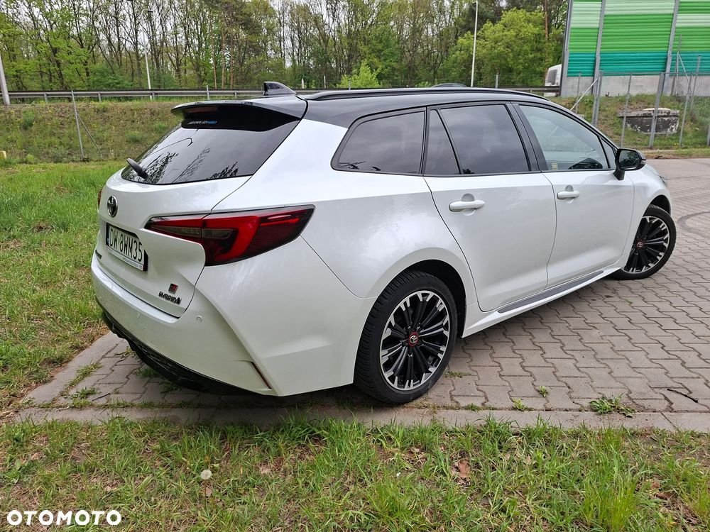 Toyota Corolla 2.0 Hybrid GR Sport - 6