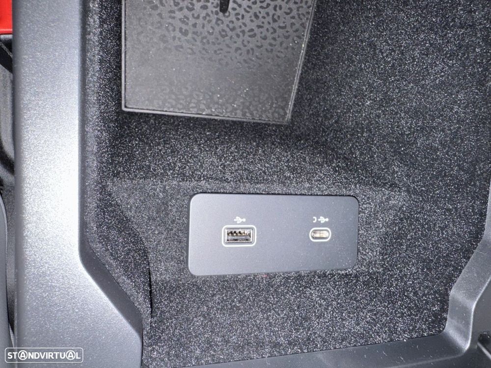 Jaguar E-Pace 1.5 P300e R-Dynamic HSE AWD Aut. - 44