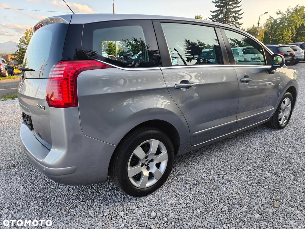 Peugeot 5008 - 35