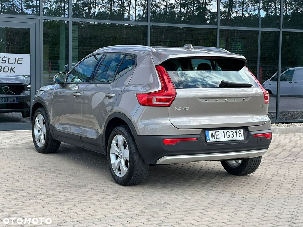Volvo XC 40 T3 Geartronic Momentum - 9