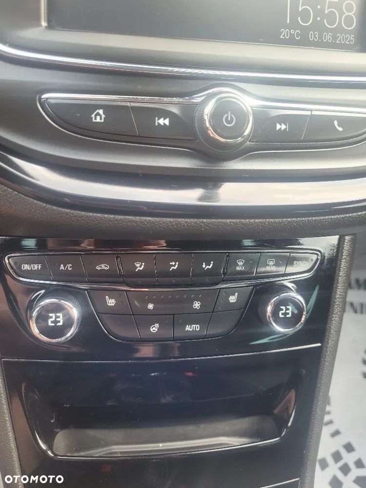 Opel Astra 1.4 Turbo Start/Stop Dynamic - 11