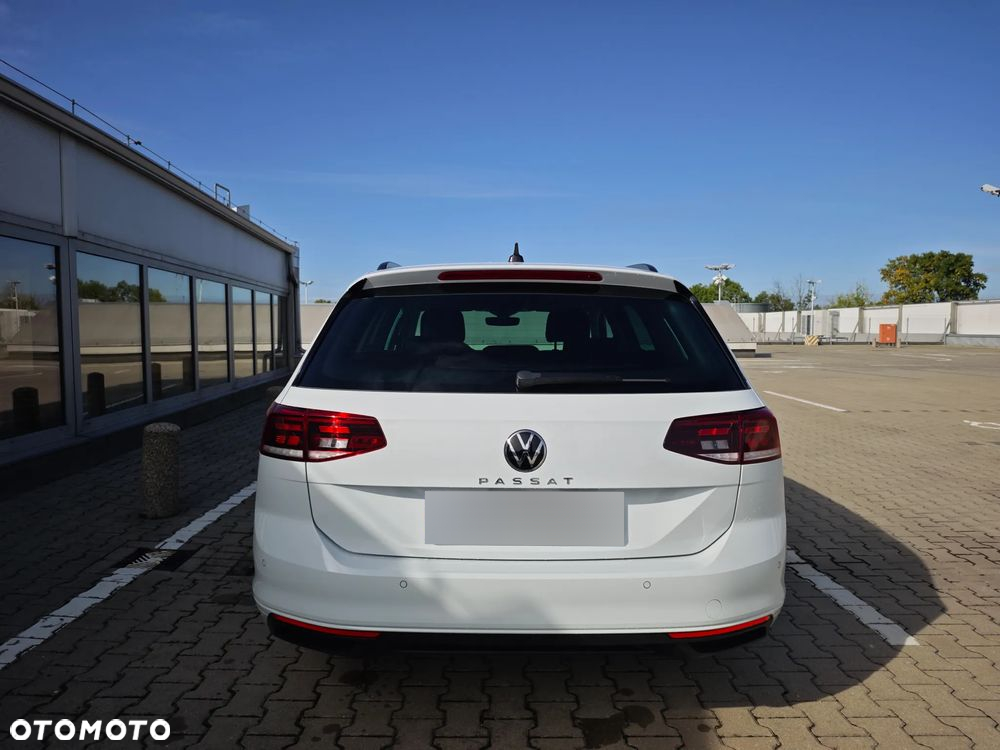 Volkswagen Passat 2.0 TSI Business DSG - 8