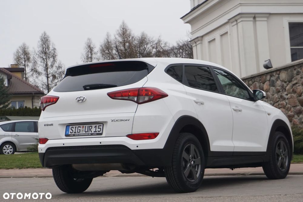 Hyundai Tucson blue 1.7 CRDi 2WD Classic - 12