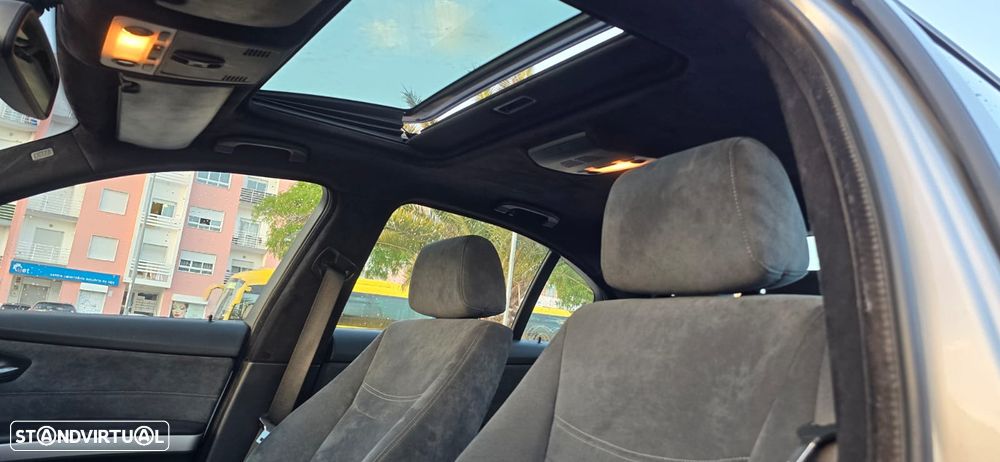 BMW 320 d Exclusive - 8