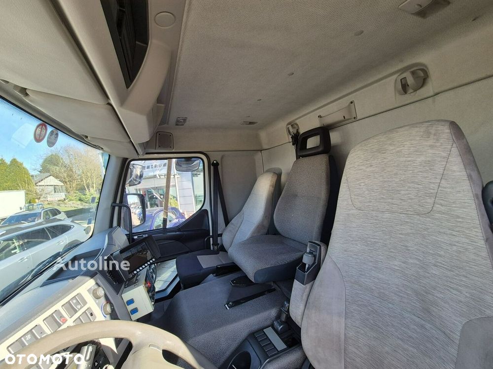 Volvo FE 280 / ŚMIECIARKA  / 2 OSIE / GEESINKNORBA / EURO 6 / NISKI PRZEBIEG / NISKIE MOTOGODZINY / BRAK RDZY / PO SERWISIE / ZABUDOWA SPRAWDZONA / BEZWYPADKOWY / 3 MIEJSCA SIEDZĄCE / 13M3 - 22