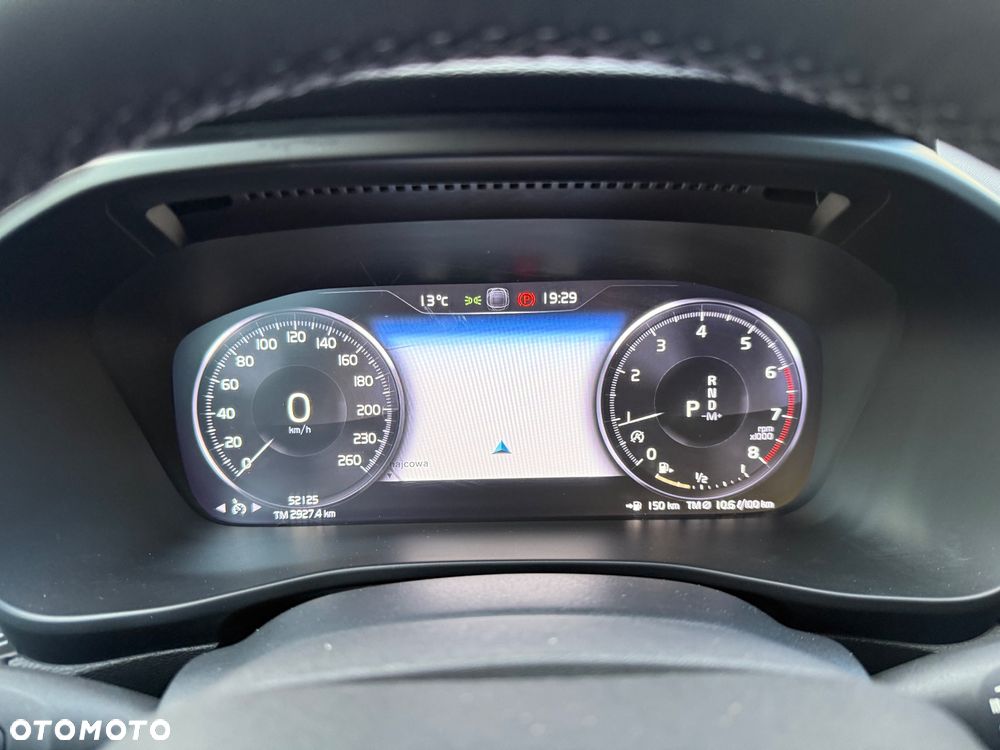 Volvo XC 40 - 32