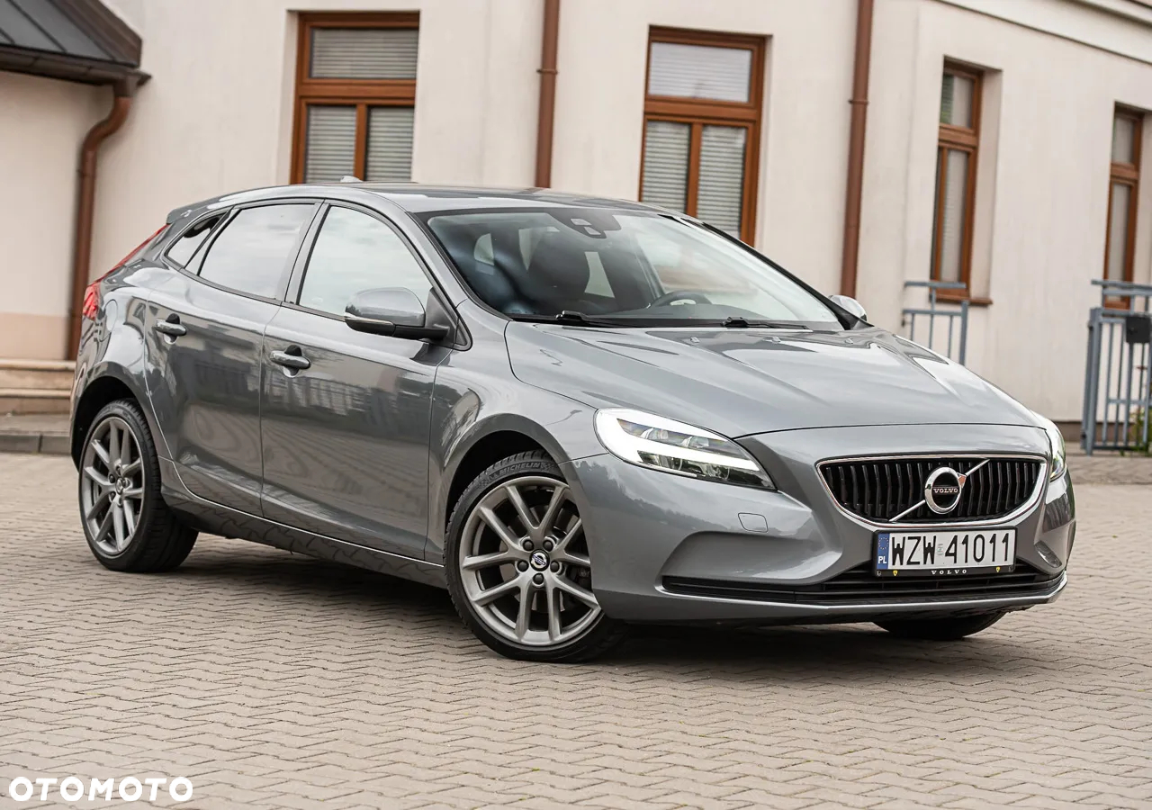 Volvo V40 D2 Drive-E SCR Momentum - 2