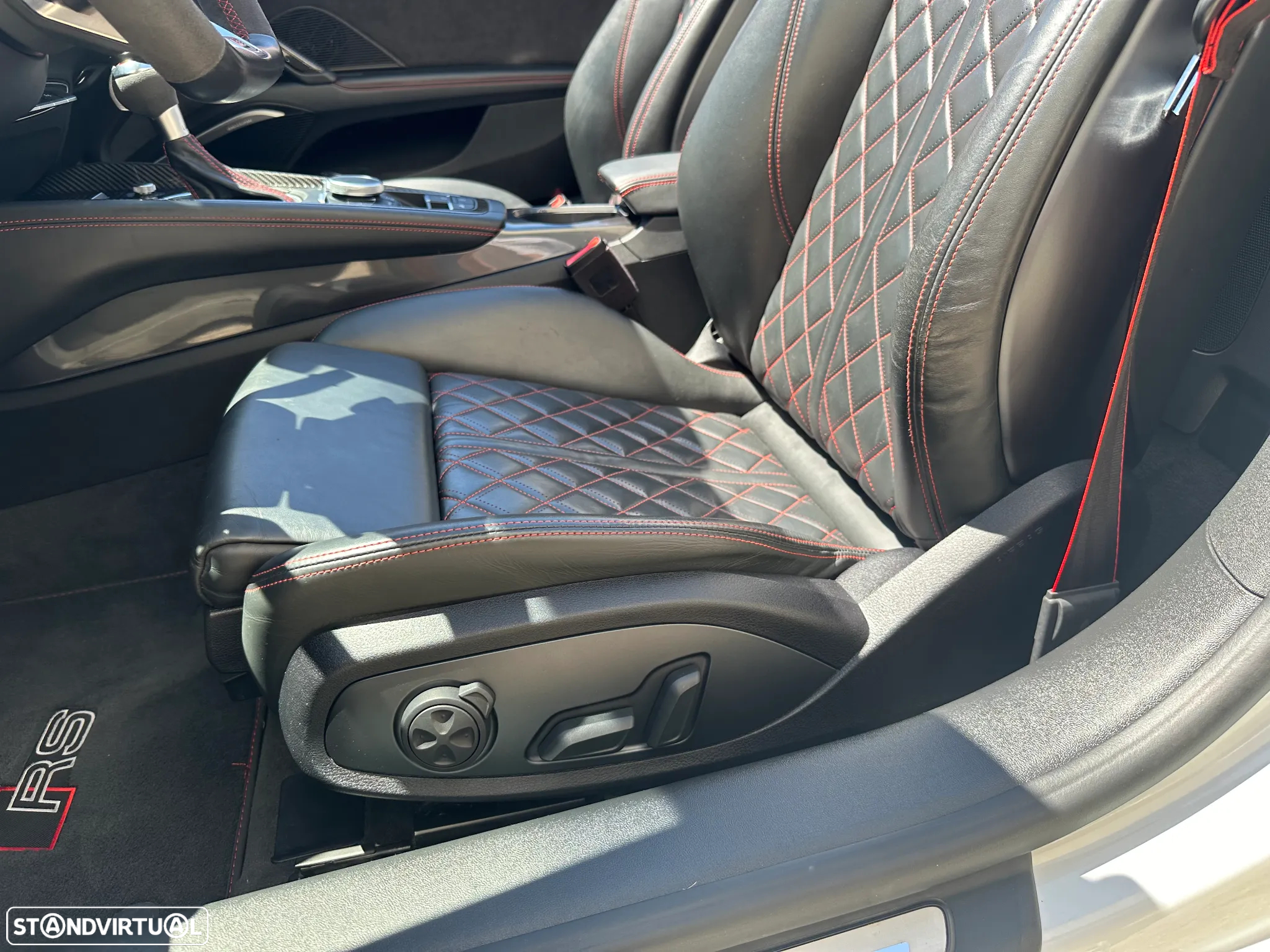 Audi TT RS Roadster 2.5 TFSi quattro S tronic - 24