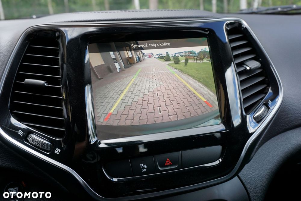 Jeep Cherokee 3.2 V6 Active Drive I Limited - 22