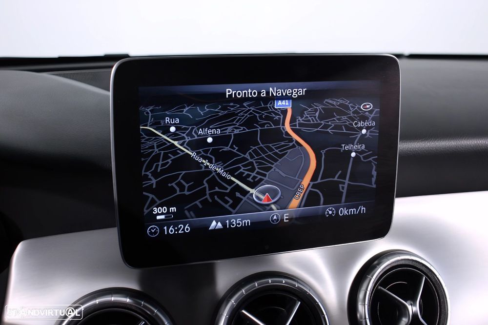 Mercedes-Benz CLA 180 - 12