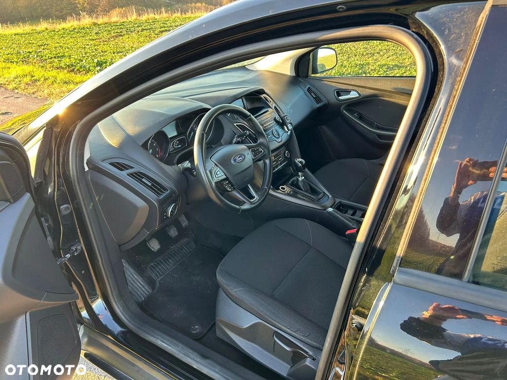 Ford Focus - 16