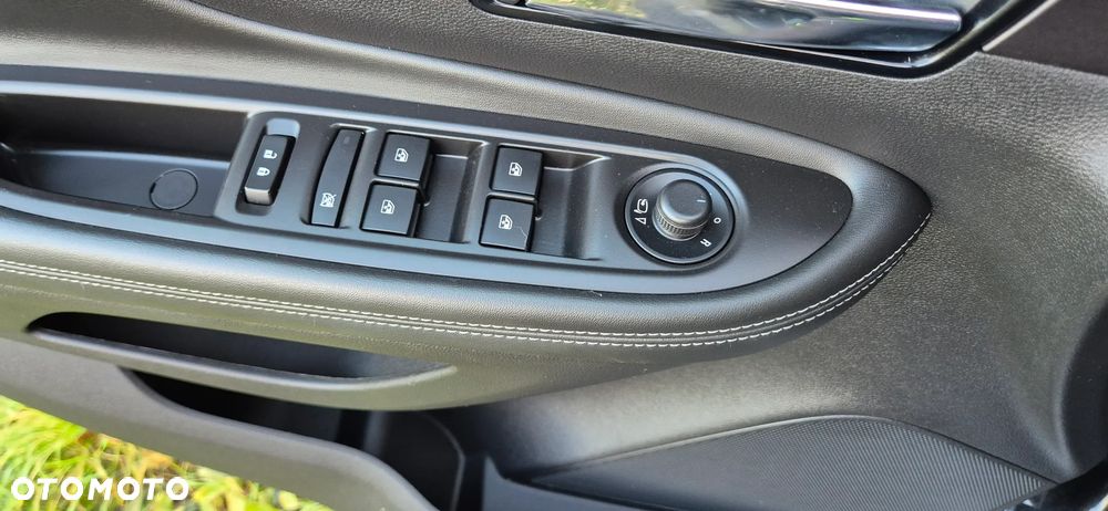 Opel Mokka X 1.4 (ecoFLEX) ECOTEC Start/Stop Color Innovation - 36