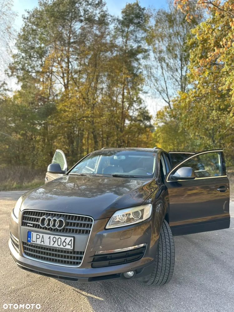 Audi Q7 4.2 FSI Quattro Tiptr - 9