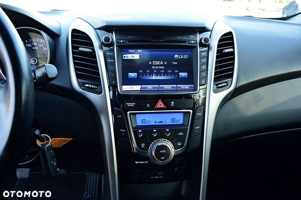 Hyundai i30 1.6 CRDi BlueDrive Comfort - 25