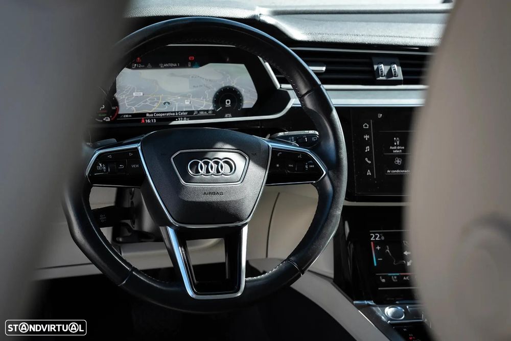 Audi e-tron 50 quattro Advanced - 12