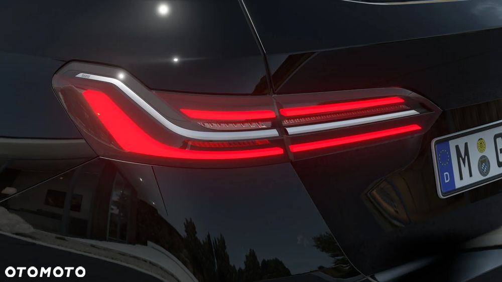 BMW Seria 5 520i Touring - 9