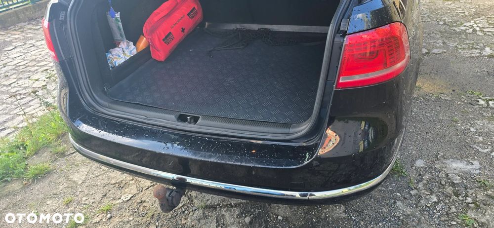 Volkswagen Passat 2.0 TDI Comfortline - 12