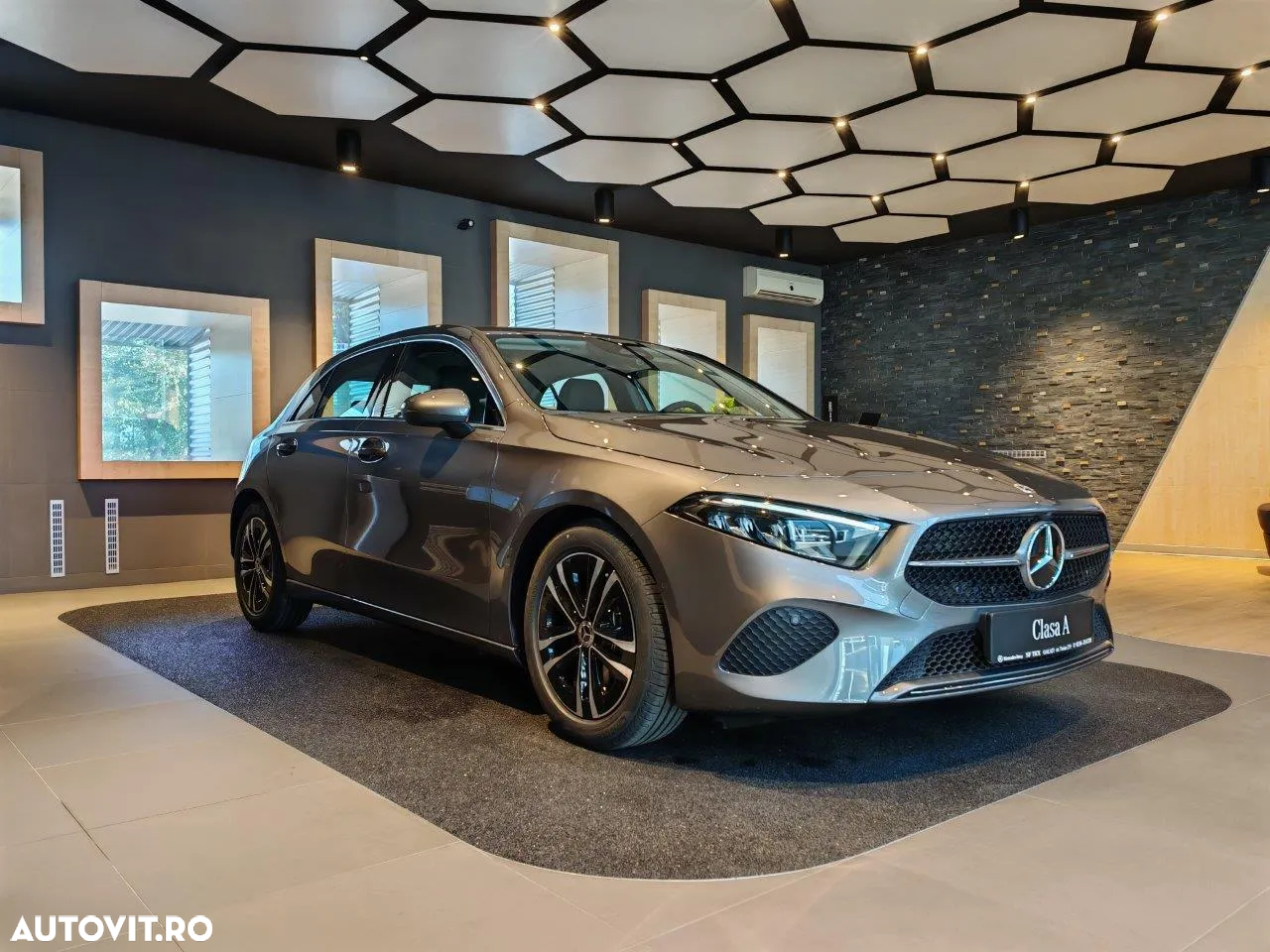 Mercedes-Benz A 180 MHEV 7G-DCT - 3