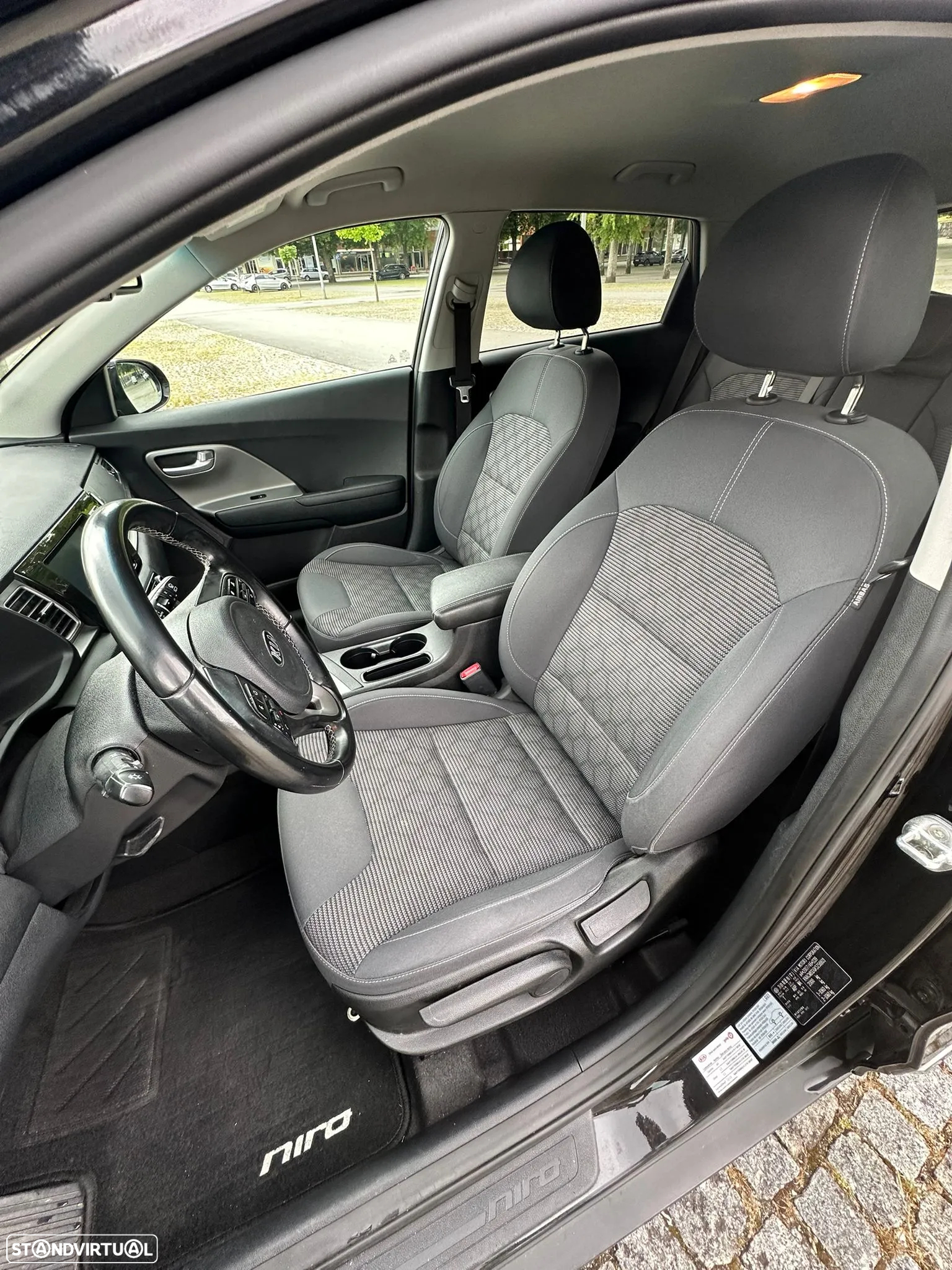 Kia Niro 1.6 GDi PHEV EX - 12