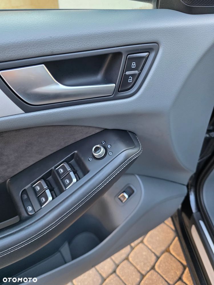 Audi Q5 2.0 TDI S tronic - 28