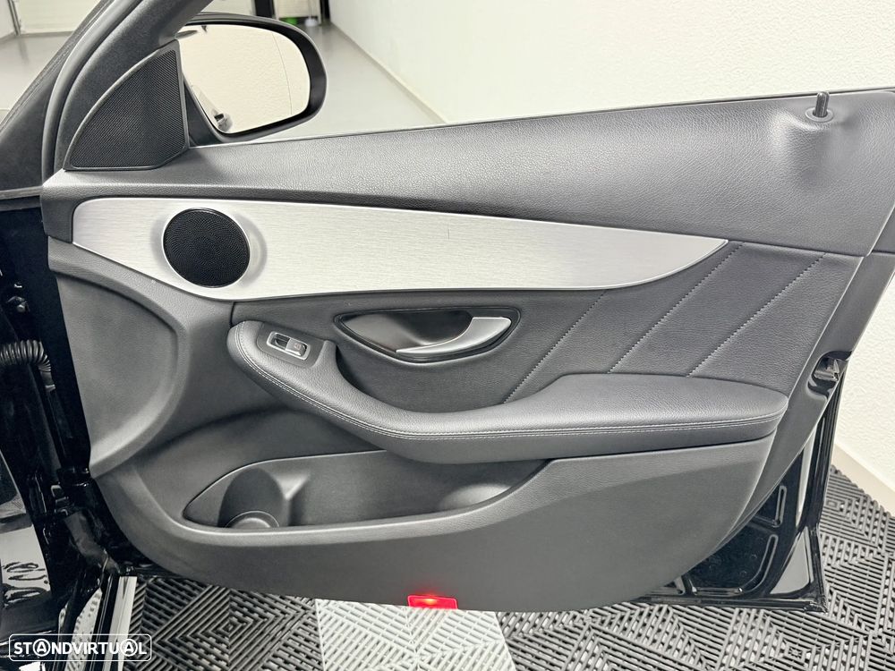 Mercedes-Benz C 180 d Station AMG Line - 24