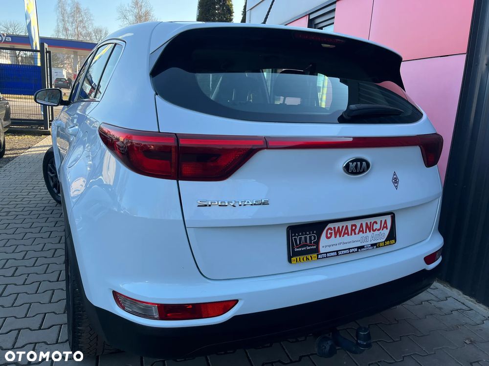 Kia Sportage 1.6 GDI Black Edition 2WD - 8