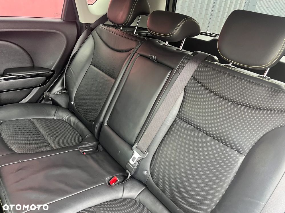 Kia Soul 1.6 CRDI Dream-Team Edition - 11