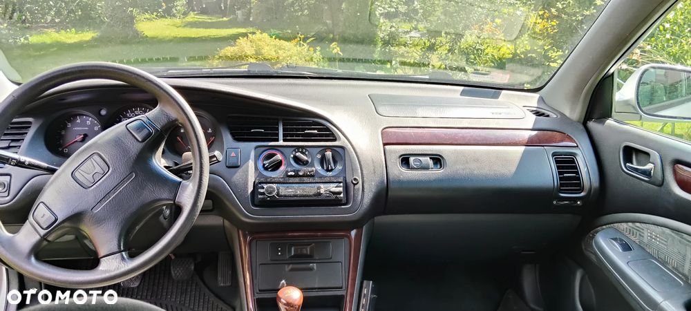 Honda Accord 1.8i S - 7