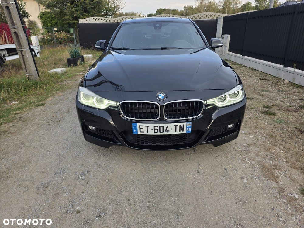 BMW Seria 3 318i Edition M Sport Shadow - 23