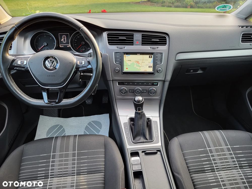 Volkswagen Golf 2.0 TDI BlueMotion Technology Lounge - 7