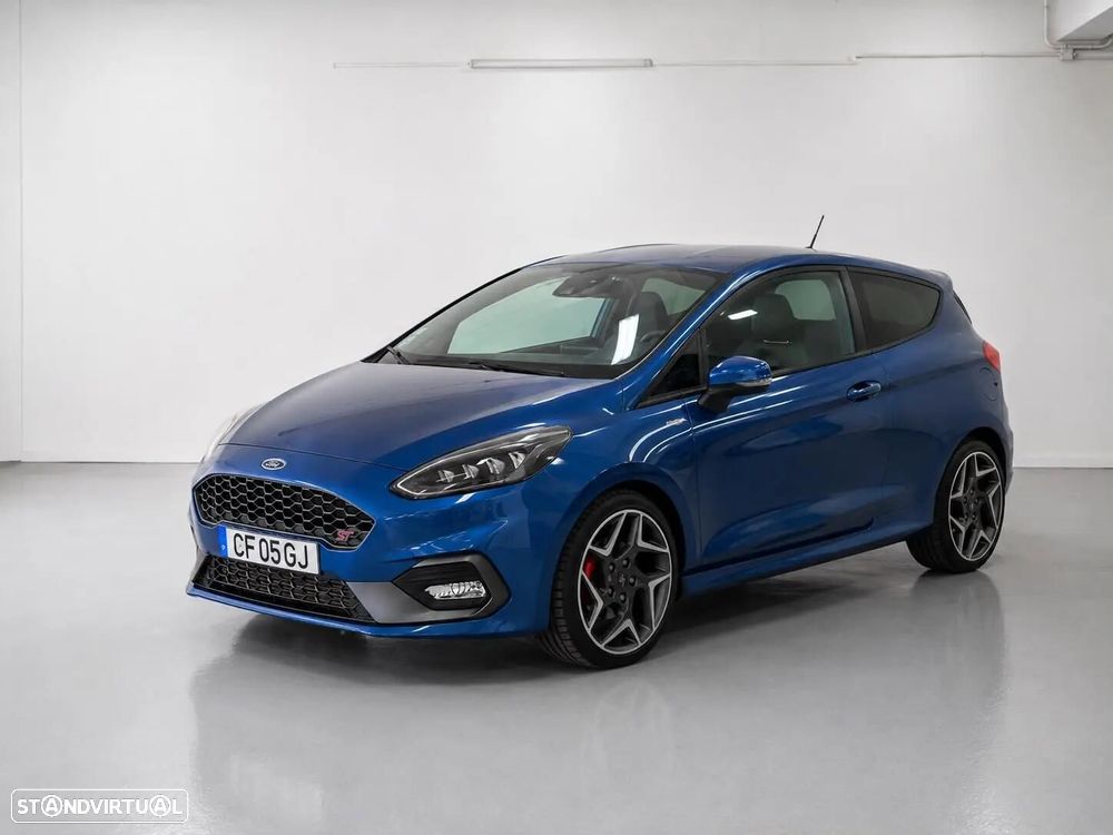 Ford Fiesta 1.5 EcoBoost S&S c/ Pack Pele Exclusiva ST - 1
