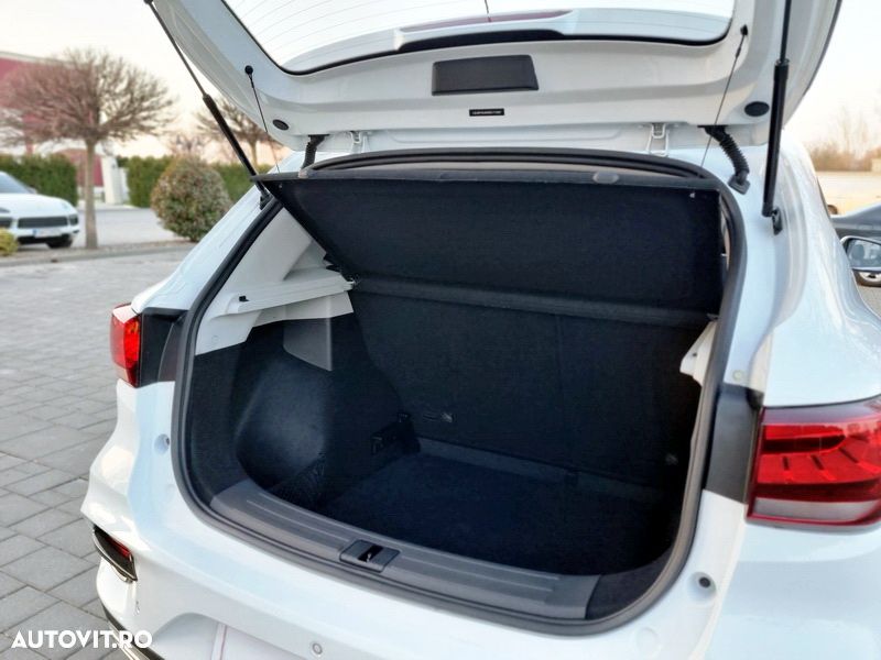 MG ZS ICE 1.5 VTI-tech Luxury - 29