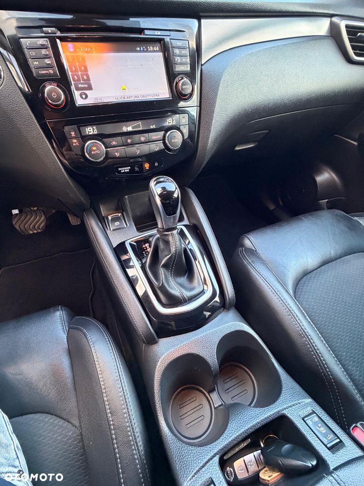 Nissan Qashqai 1.6 DCi Tekna Xtronic - 5